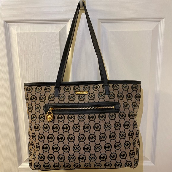 Micheal Kors Logo Large Tote Bag
